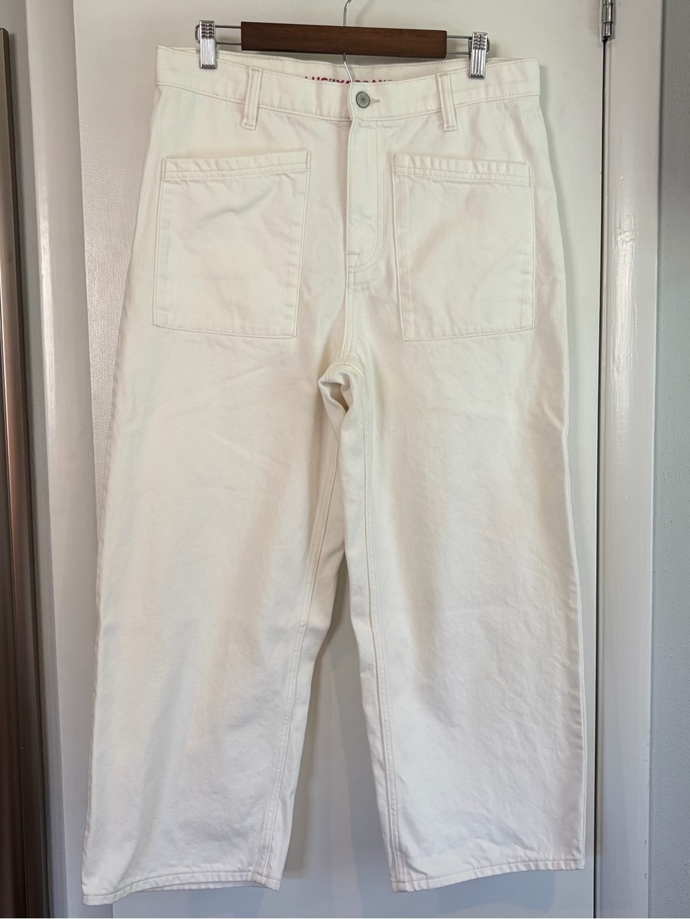 Lucky Brand High Rise Wide Leg Crop Jeans. White. Size: 12/31.